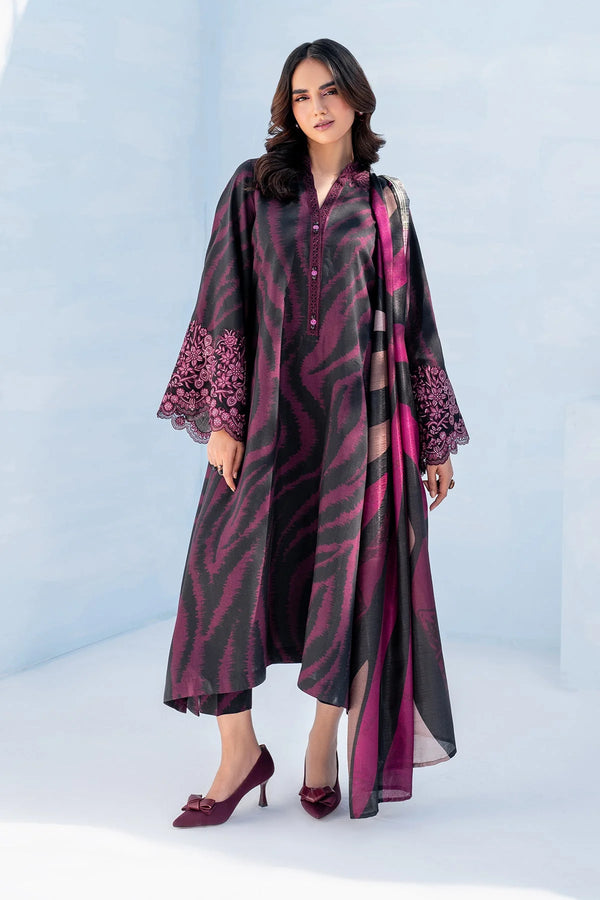 Baroque Elegant viscose silk coord set with embroidered neckline and sleeves