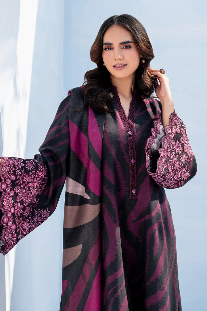 sleeves close up baroque Formal Pakistani coord set featuring all-over digital print and embroidery