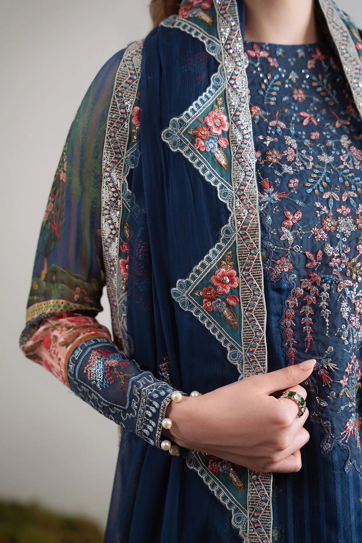 Embroidered organza neck patch on printed chiffon – luxury detailing from Nureh
