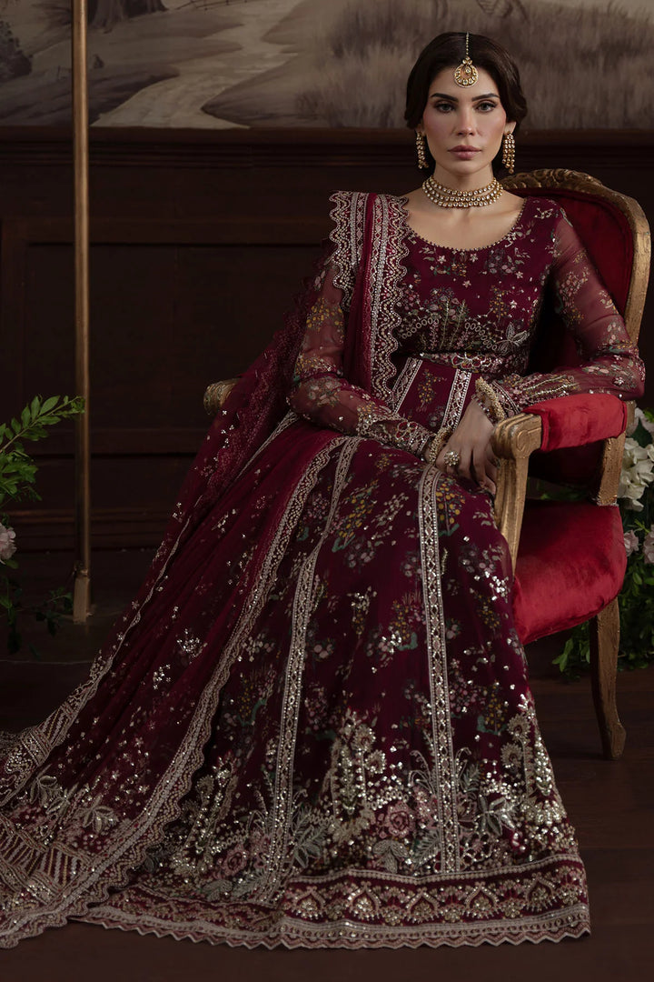 Detailed shot of dupatta pallu from Nureh NEL-72 featuring heavy embroidered border
