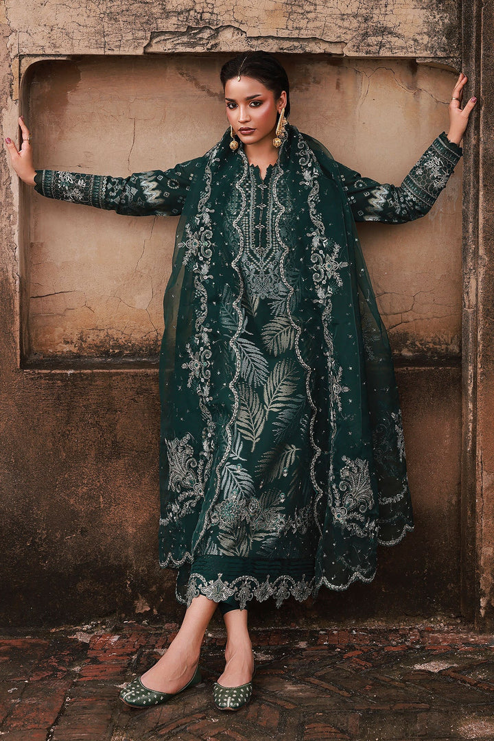 Festive jacquard 3-piece embroidered outfit from Maya Collection
