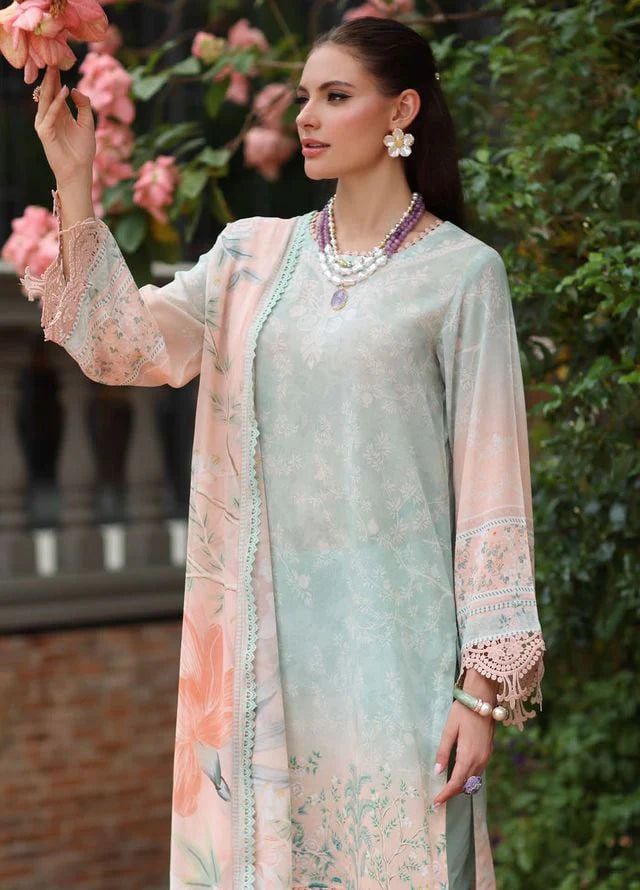 Full outfit paired with light accessories for daytime elegance