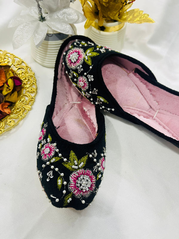 Black & Pink Embroidered Khussas – Handcrafted Luxury by Naaz