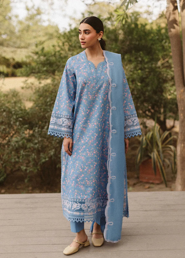 Embroidered dupatta close-up with floral threadwork
