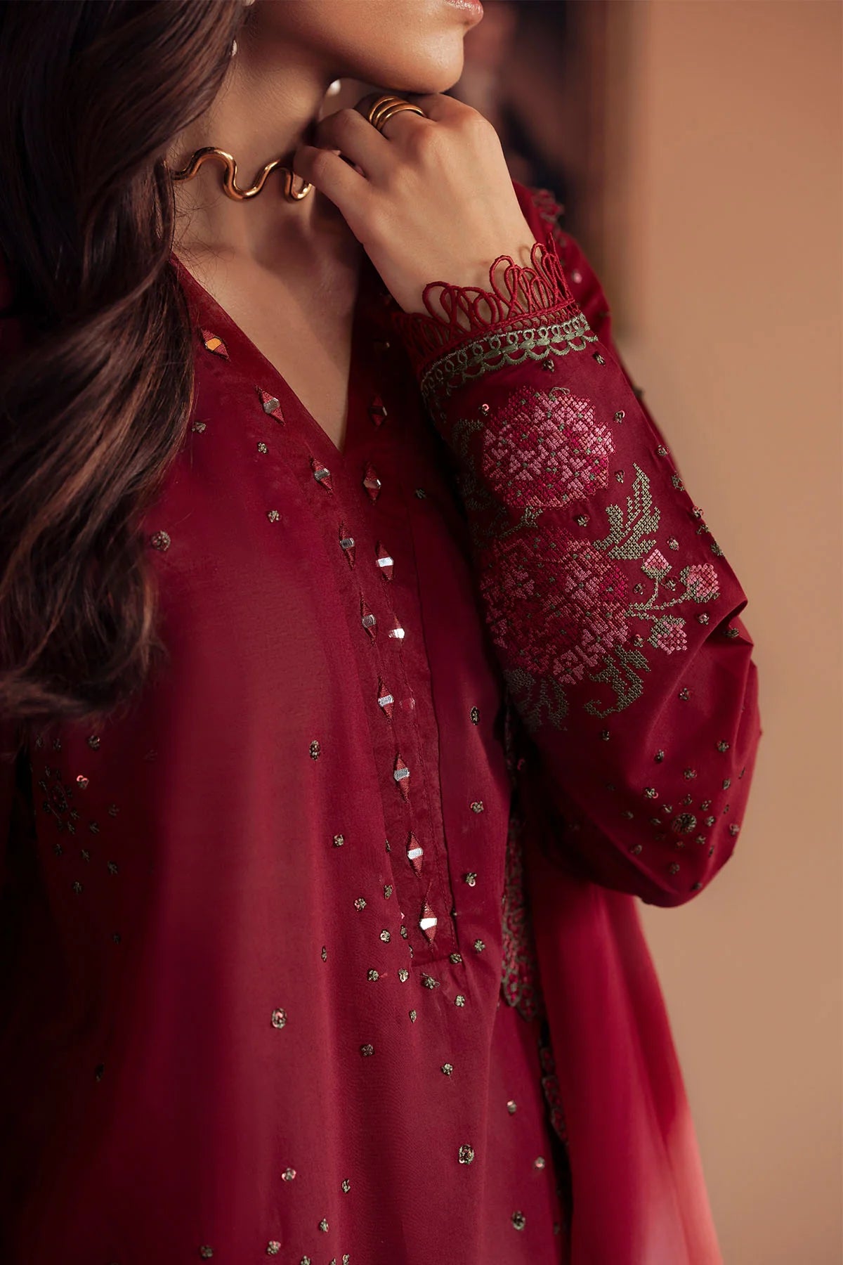 Elegant embroidered chiffon dupatta draped over shoulders
